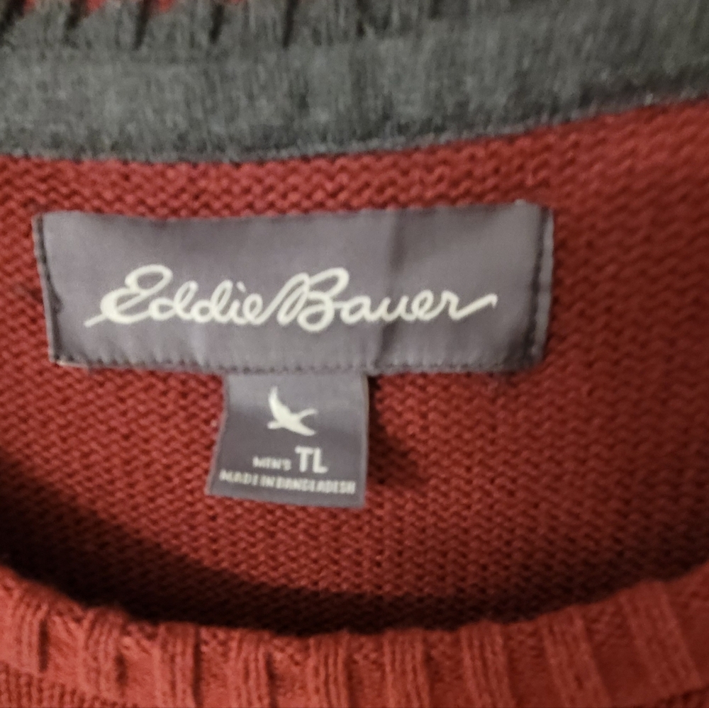 Eddie Bauer Men's Rich Burgundy Crewneck Sweater - Picture 3 of 4